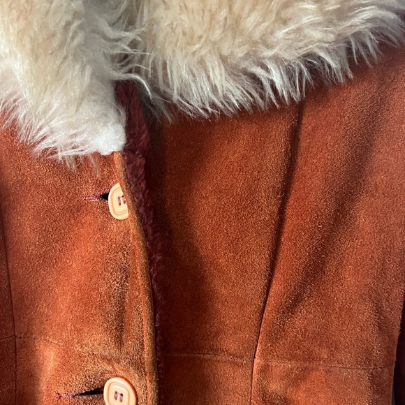 Vintage Penny Lane Suede Coat with Faux Fur Collar - Picture 8 of 15